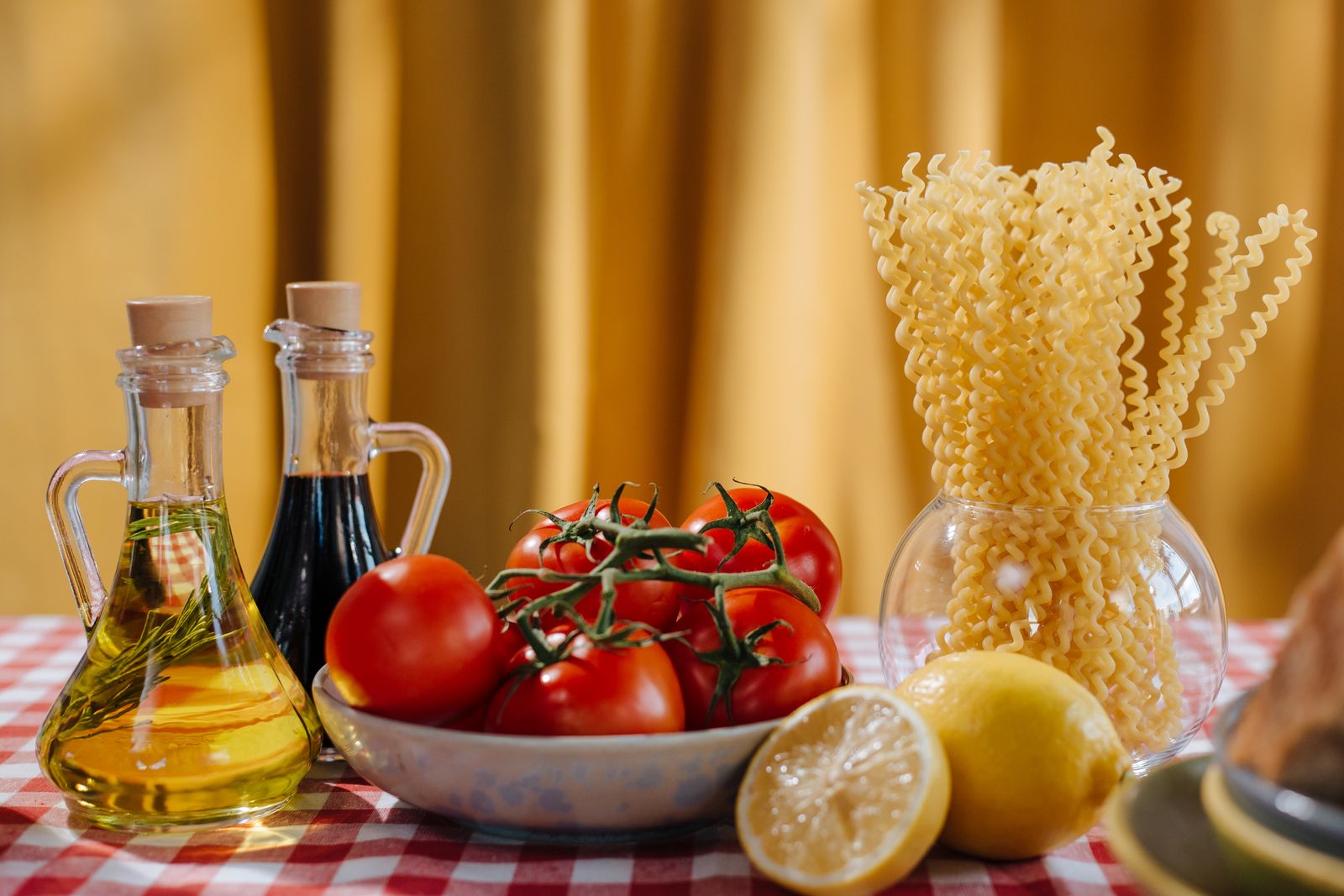 Tomates, citrons et huile d'olive, alimentation de type méditerranéen